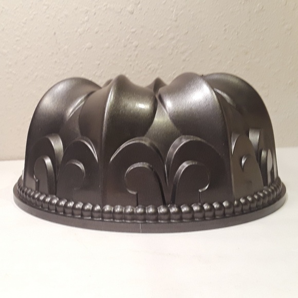 Nordic Ware Other - 👹SOLD👹Nordic Ware Fleur De Lis Bundt Cake Pan Nordic Ware Other - 👹SOLD👹Nordic Ware Fleur De Lis Bundt Cake Pan